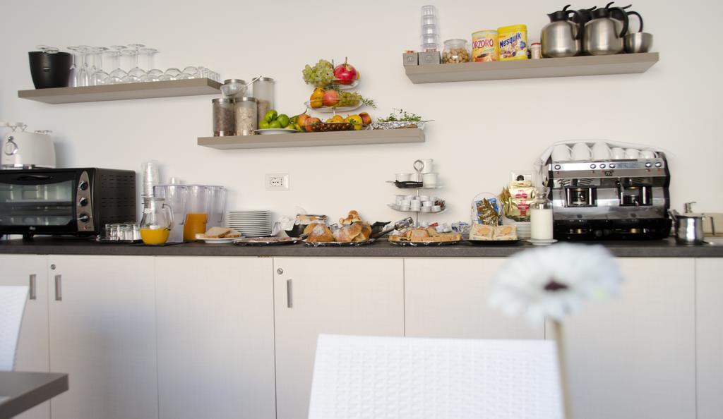 Bed and Breakfast Il Corso Порто-Чезарео Экстерьер фото